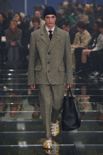 Fotoservizio/FW 24-25/MEN/SFILATA/PRADA/DP2/1