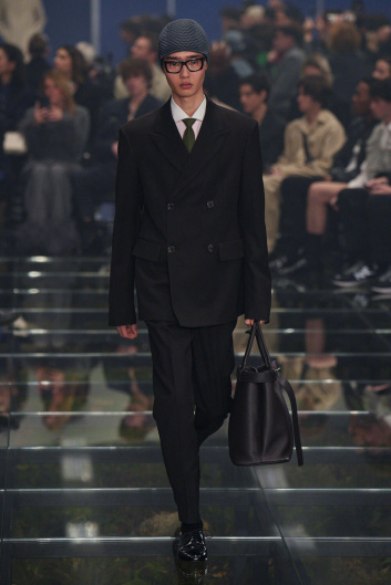 Fotoservizio/FW 24-25/MEN/SFILATA/PRADA/DP2/1