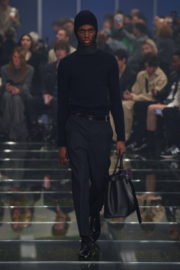 Fotoservizio/FW 24-25/MEN/SFILATA/PRADA/DP2/1