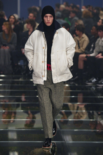 Fotoservizio/FW 24-25/MEN/SFILATA/PRADA/DP2/0