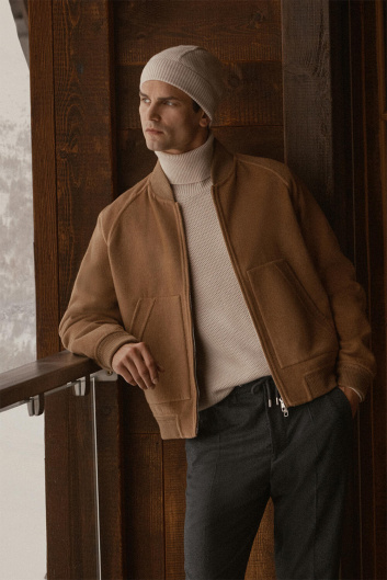 Fotoservizio/FW 24-25/MEN/PRESENTAZIONE/BRETT JOHNSON/DP2/18