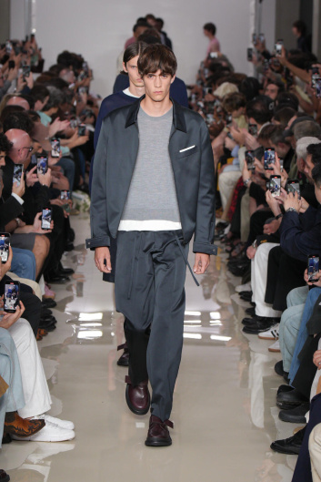 Fotoservizio/SS 2025/MEN/SFILATA/NEIL BARRETT/DP2/3