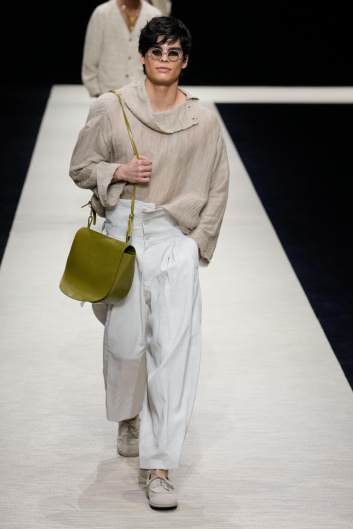 Fotoservizio/SS 2025/MEN/SFILATA/EMPORIO ARMANI/DP2/1