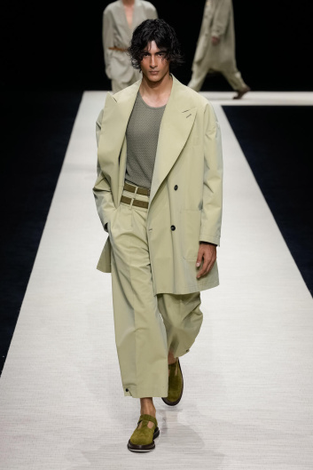 Fotoservizio/SS 2025/MEN/SFILATA/EMPORIO ARMANI/DP2/5
