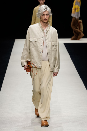 Fotoservizio/SS 2025/MEN/SFILATA/EMPORIO ARMANI/DP2/5