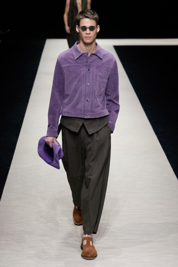 Fotoservizio/SS 2025/MEN/SFILATA/EMPORIO ARMANI/DP2/17