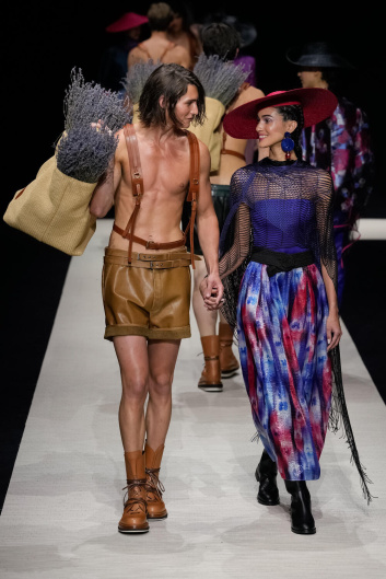 Fotoservizio/SS 2025/MEN/SFILATA/EMPORIO ARMANI/DP2/8