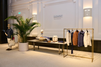 Fotoservizio/SS 2025/MEN/PRESENTAZIONE/KITON/DP2/8