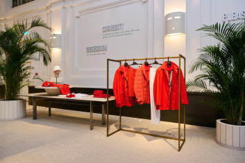 Fotoservizio/SS 2025/MEN/PRESENTAZIONE/KITON/DP2/10