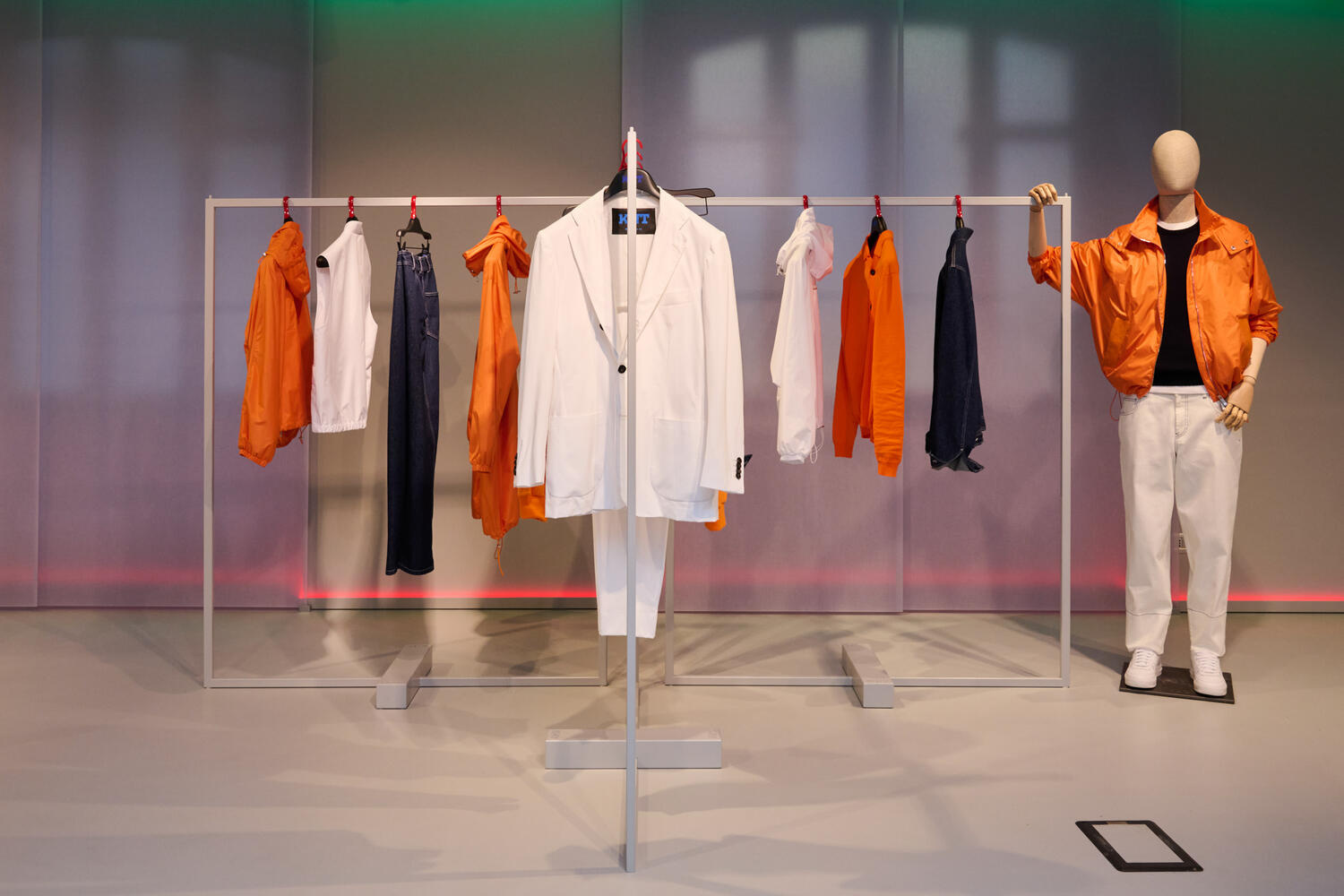 Fotoservizio/SS 2025/MEN/PRESENTAZIONE/KITON/DP2/11
