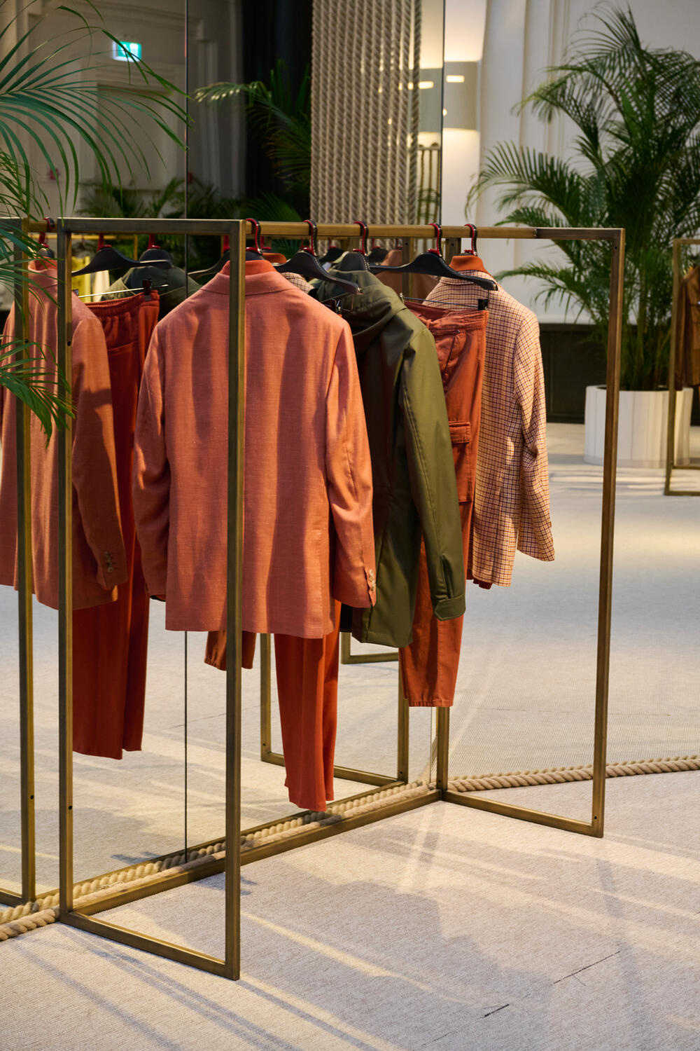 Fotoservizio/SS 2025/MEN/PRESENTAZIONE/KITON/DP2/14