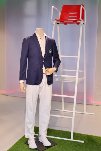 Fotoservizio/SS 2025/MEN/PRESENTAZIONE/KITON/DP2/31