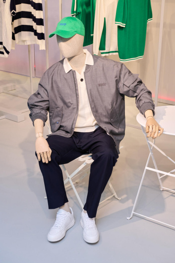 Fotoservizio/SS 2025/MEN/PRESENTAZIONE/KITON/DP2/53