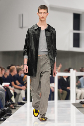 Fotoservizio/SS 2025/MEN/SFILATA/PRADA/DP2/5