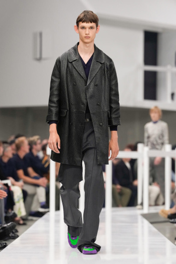Fotoservizio/SS 2025/MEN/SFILATA/PRADA/DP2/8