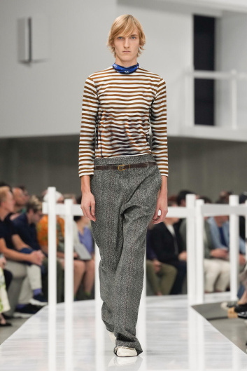Fotoservizio/SS 2025/MEN/SFILATA/PRADA/DP2/9