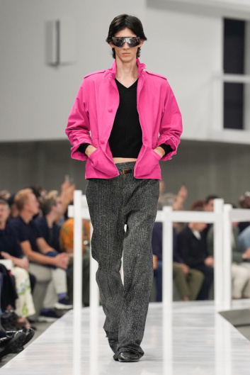 Fotoservizio/SS 2025/MEN/SFILATA/PRADA/DP2/7