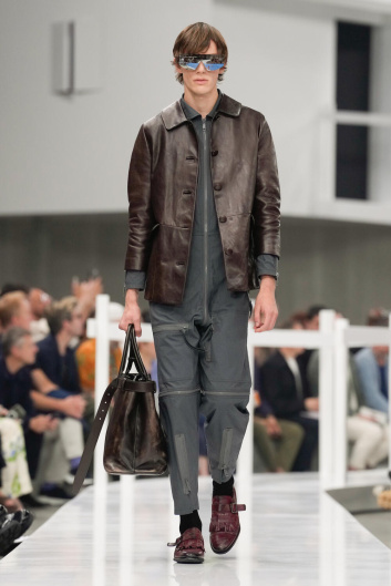 Fotoservizio/SS 2025/MEN/SFILATA/PRADA/DP2/20