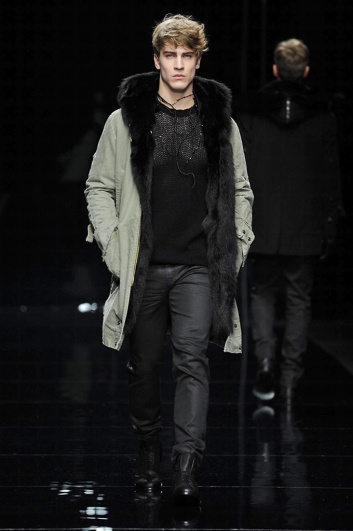 Fotoservizio/FW 2016-2017/MEN/ERMANNO SCERVINO/DP2/20