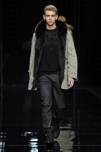 Fotoservizio/FW 2016-2017/MEN/ERMANNO SCERVINO/DP2/21