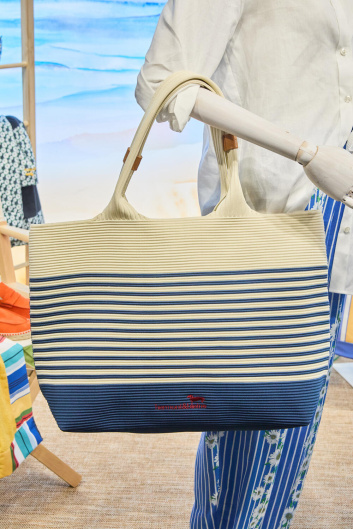 Fotoservizio/SS 2025/MEN/PRESENTAZIONE/HARMONT & BLAINE/DP2/57