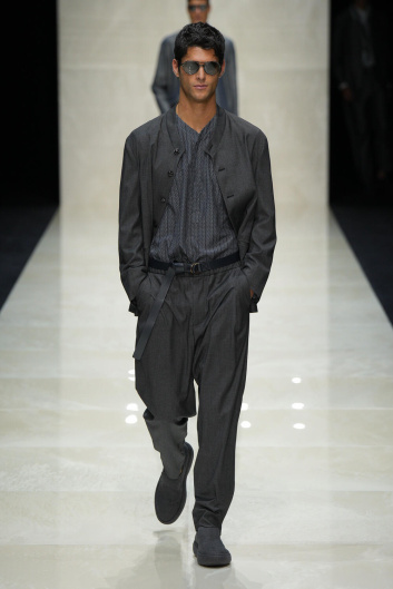 Fotoservizio/SS 2025/MEN/SFILATA/GIORGIO ARMANI/DP2/14