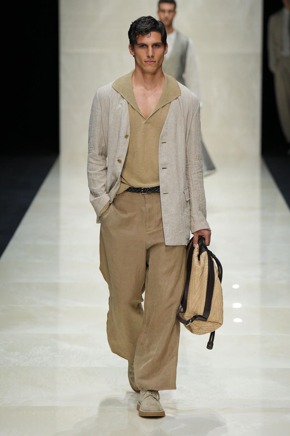 Fotoservizio/SS 2025/MEN/SFILATA/GIORGIO ARMANI/DP2/25