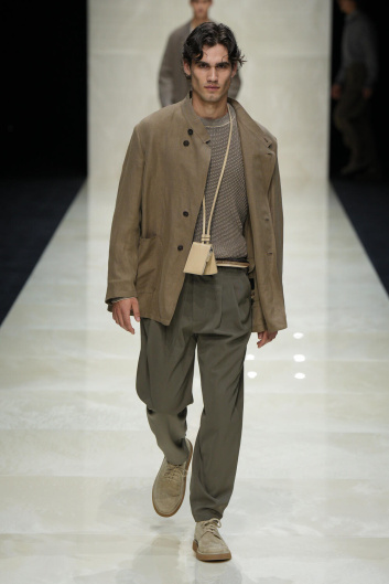 Fotoservizio/SS 2025/MEN/SFILATA/GIORGIO ARMANI/DP2/36