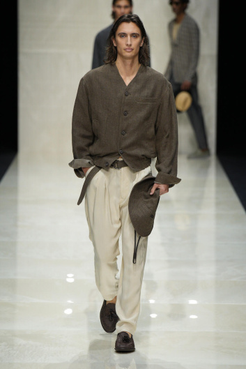 Fotoservizio/SS 2025/MEN/SFILATA/GIORGIO ARMANI/DP2/53