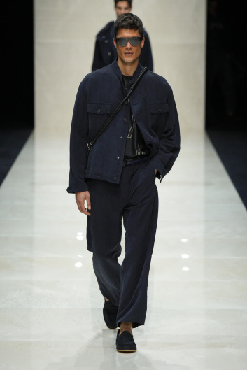 Fotoservizio/SS 2025/MEN/SFILATA/GIORGIO ARMANI/DP2/68