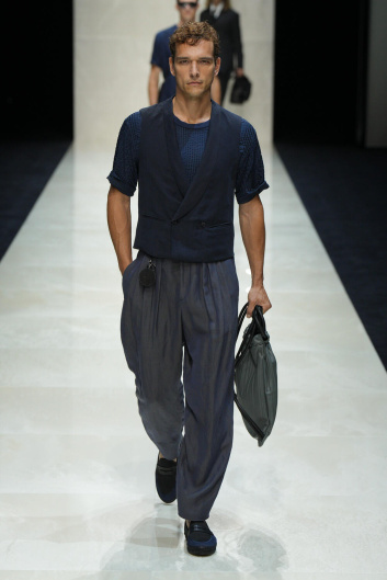 Fotoservizio/SS 2025/MEN/SFILATA/GIORGIO ARMANI/DP2/84