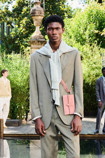 Fotoservizio/SS 2025/MEN/PRESENTAZIONE/CANALI/DP2/36