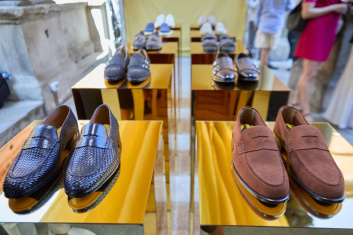 Fotoservizio/SS 2025/MEN/PRESENTAZIONE/DOUCAL'S/DP2/3