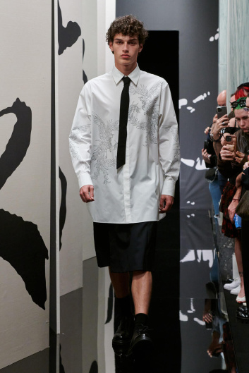 Fotoservizio/SS 2025/MEN/PRESENTAZIONE/KB HONG/DP2/16