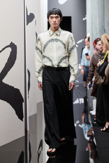 Fotoservizio/SS 2025/MEN/PRESENTAZIONE/KB HONG/DP2/20