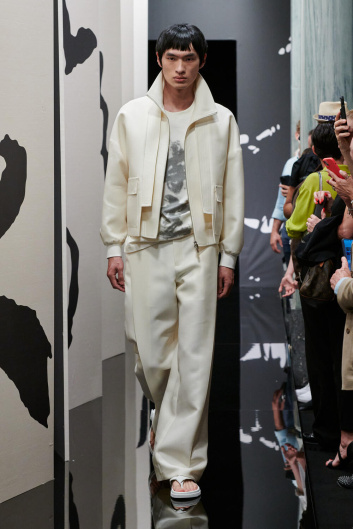 Fotoservizio/SS 2025/MEN/PRESENTAZIONE/KB HONG/DP2/41