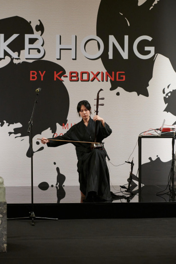 Fotoservizio/SS 2025/MEN/PRESENTAZIONE/KB HONG/DP2/43