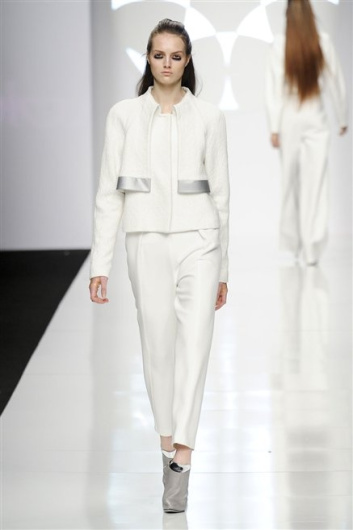Fotoservizio/FW 2012-2013/WOMEN/BYBLOS/4