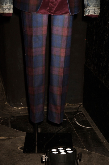 Fotoservizio/FW 2016-2017/MEN/DONDUP/DP2/30