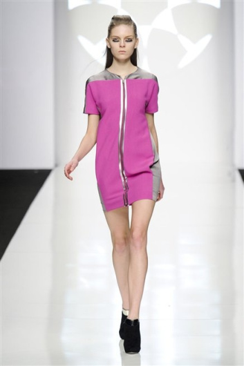 Fotoservizio/FW 2012-2013/WOMEN/BYBLOS/11