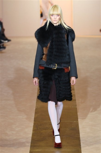 Fotoservizio/FW 2012-2013/WOMEN/MARNI/29