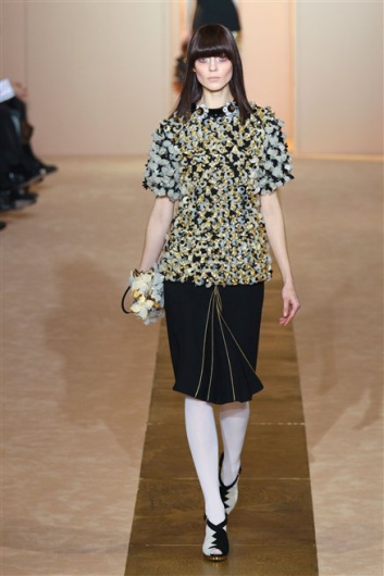 Fotoservizio/FW 2012-2013/WOMEN/MARNI/38