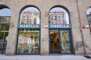 Fotoservizio/SS 2024/DESIGN/EVENTO/MARELLA/DP2/2