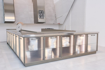 Fotoservizio/SS 2024/DESIGN/EVENTO/DIESEL LIVING/DP2/1