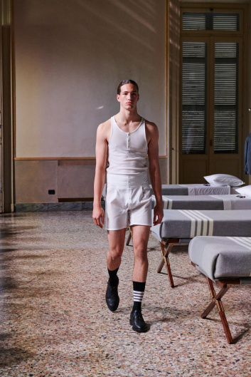 Fotoservizio/SS 2024/DESIGN/EVENTO_CULTURALE/THOM BROWNE/DP2/5