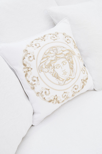 Fotoservizio/SS 2024/DESIGN/EVENTO_CULTURALE/VERSACE/DP2/8