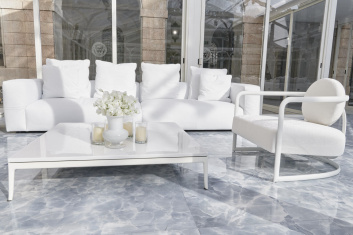 Fotoservizio/SS 2024/DESIGN/EVENTO_CULTURALE/VERSACE/DP2/11