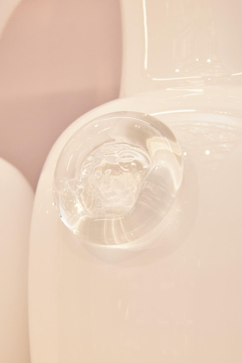 Fotoservizio/SS 2024/DESIGN/EVENTO_CULTURALE/VERSACE/DP2/3