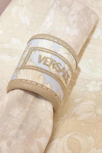 Fotoservizio/SS 2024/DESIGN/EVENTO_CULTURALE/VERSACE/DP2/10