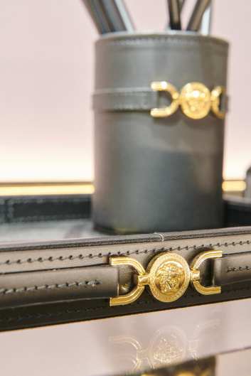 Fotoservizio/SS 2024/DESIGN/EVENTO_CULTURALE/VERSACE/DP2/24